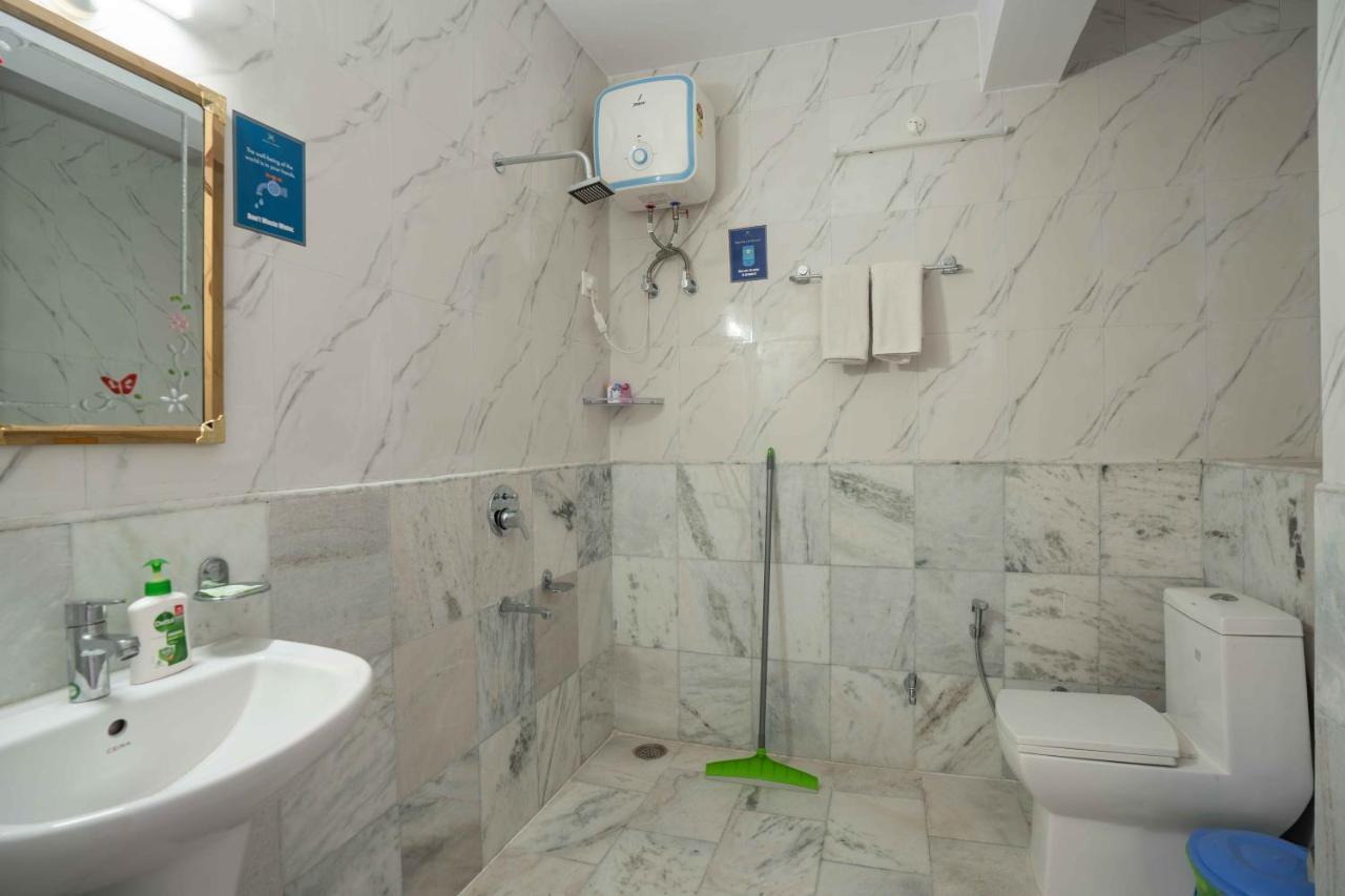 Zostel Homes Kotkhai Шимла Екстериор снимка